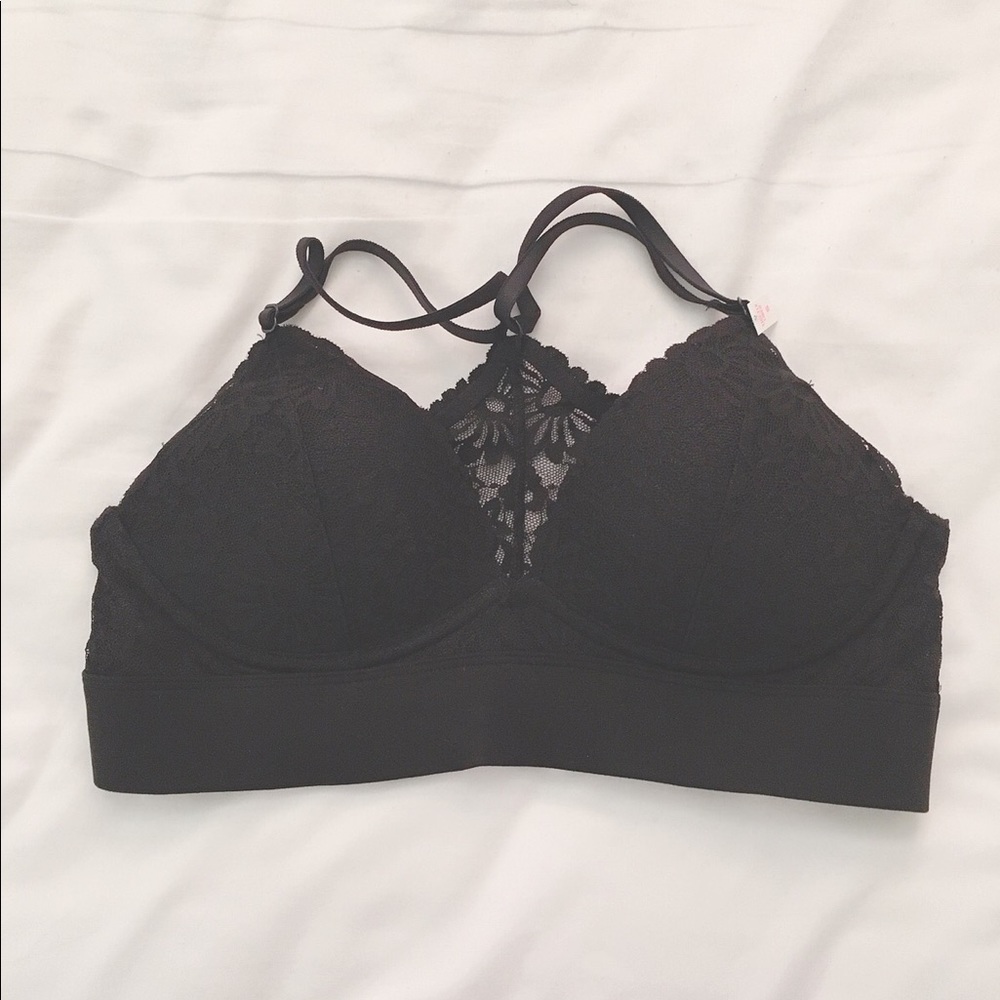 🚫SOLD🚫 NWT Victoria’s Secret PINK Lace Bralette